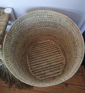 Grand panier rond en feuilles de palmier